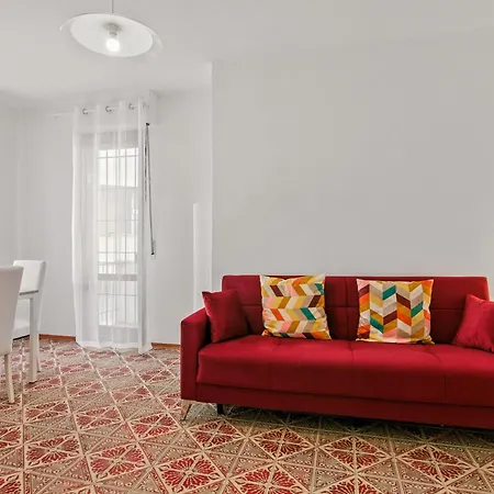 Landi 3 - 2 Con Balcone, Ascensore E Parcheggio *