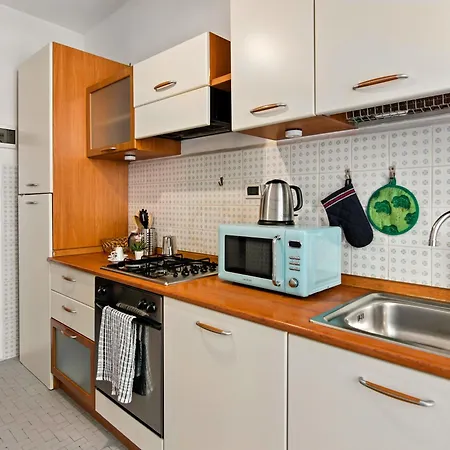 Landi 3 - 2 Con Balcone, Ascensore E Parcheggio Apartman Pisa